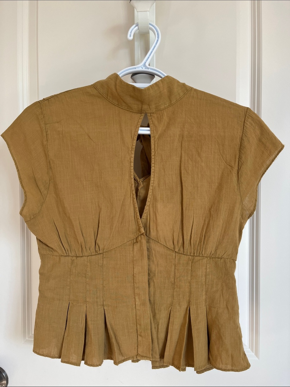 BNWT Zara Tan Short Sleeve Top